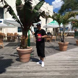 Meet your Posher, Raymond